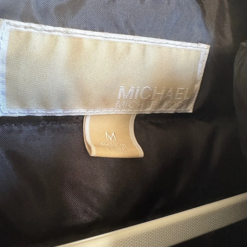 Michael Kors Puffer Coat with Lace Details - Picture 4 of 7